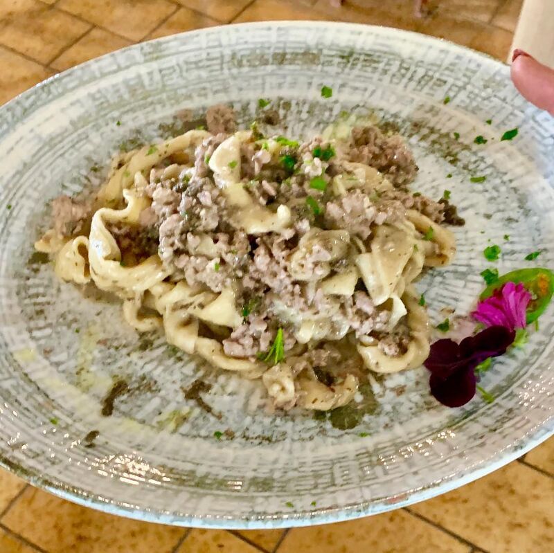 Sagne Ncannulate con salsiccia e tartufo