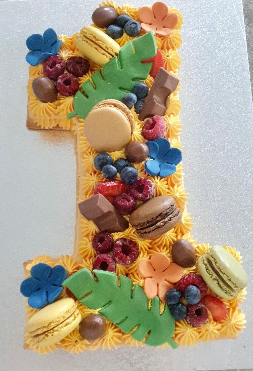 NUMBER CAKE