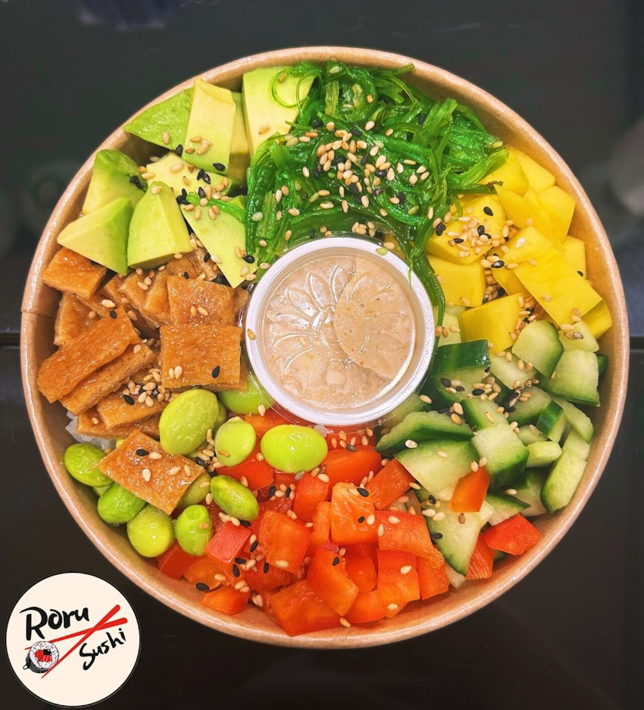 Unsere Poke Bowls sind eine herrlich frische und gesunde Option...