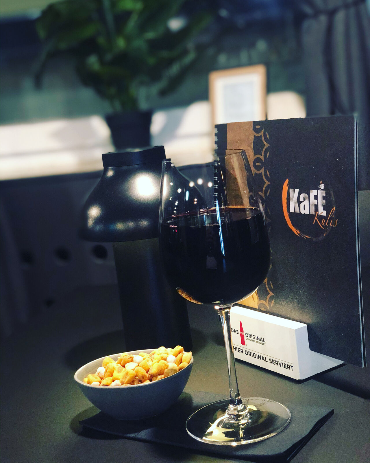 Um den Abend genüsslich ausklingen zu lassen, empfehlen wir ihnen ein Glas türkischen Rotwein?