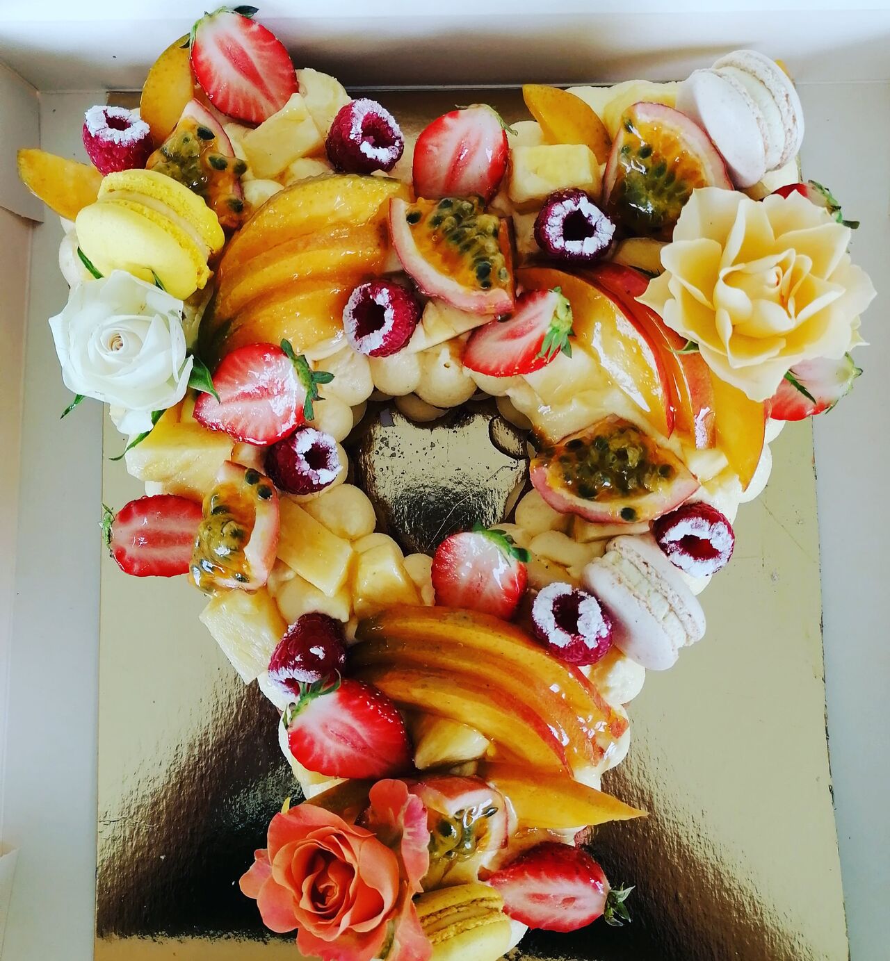Heart cake mousseline et fruit exotic