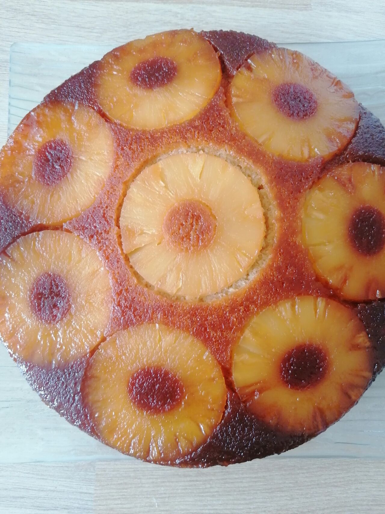 Gâteau renversé ananas, rhum, caramel (grand format)