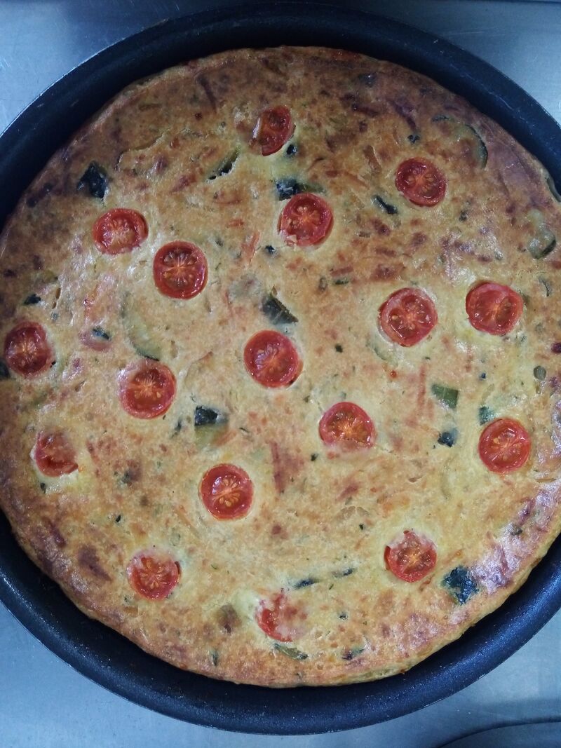 repas semaine: tarte aux légumes ( courgettes, cumin et tomate cerise)