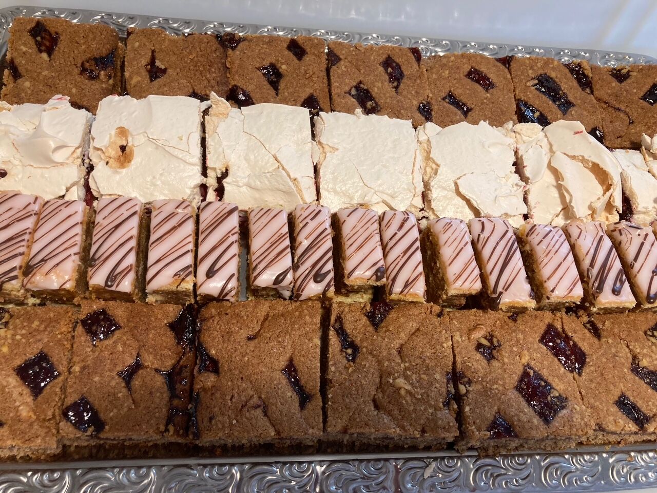 Kleine Schnitten für Feierlichkeiten