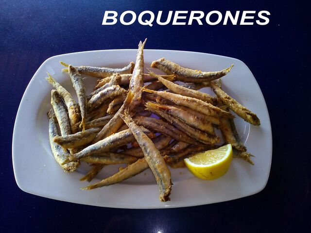 BOQUERONES