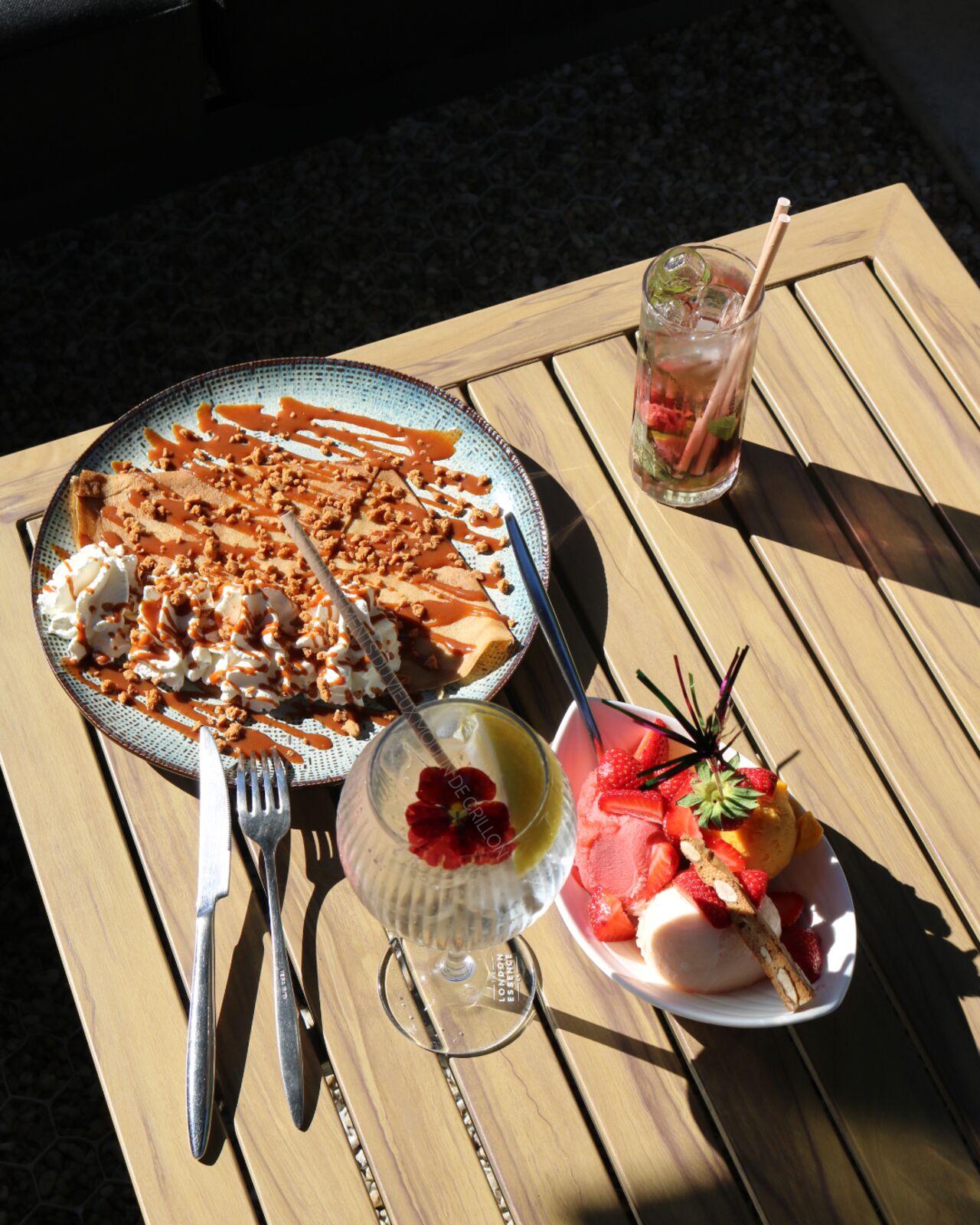Une bonne crêpe, une bonne gaufre, une bonne glace ou les trois 😋