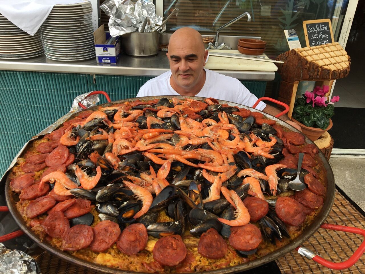 PAELLA GEANTE POUR GROUPES