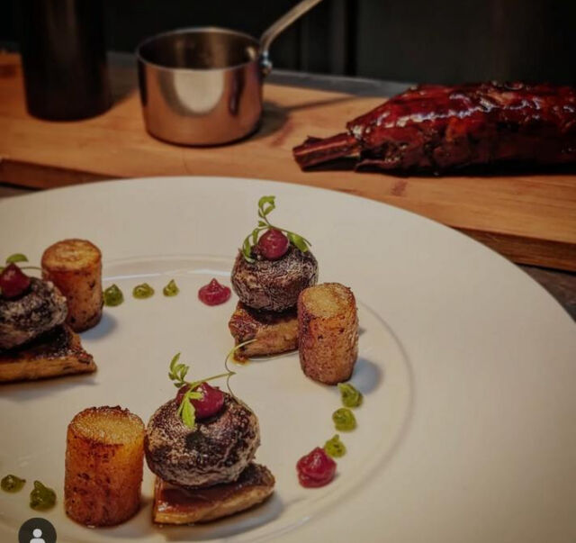 Veau « sous la mère » confit sur l’Os