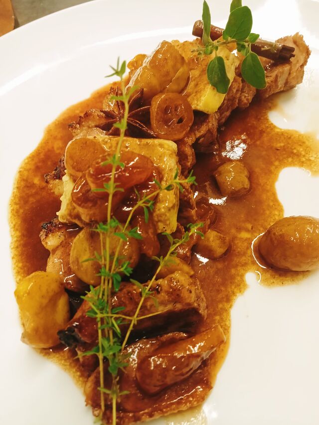 Magrèe di Anatra con Castagne Foie Grass e Kumquait