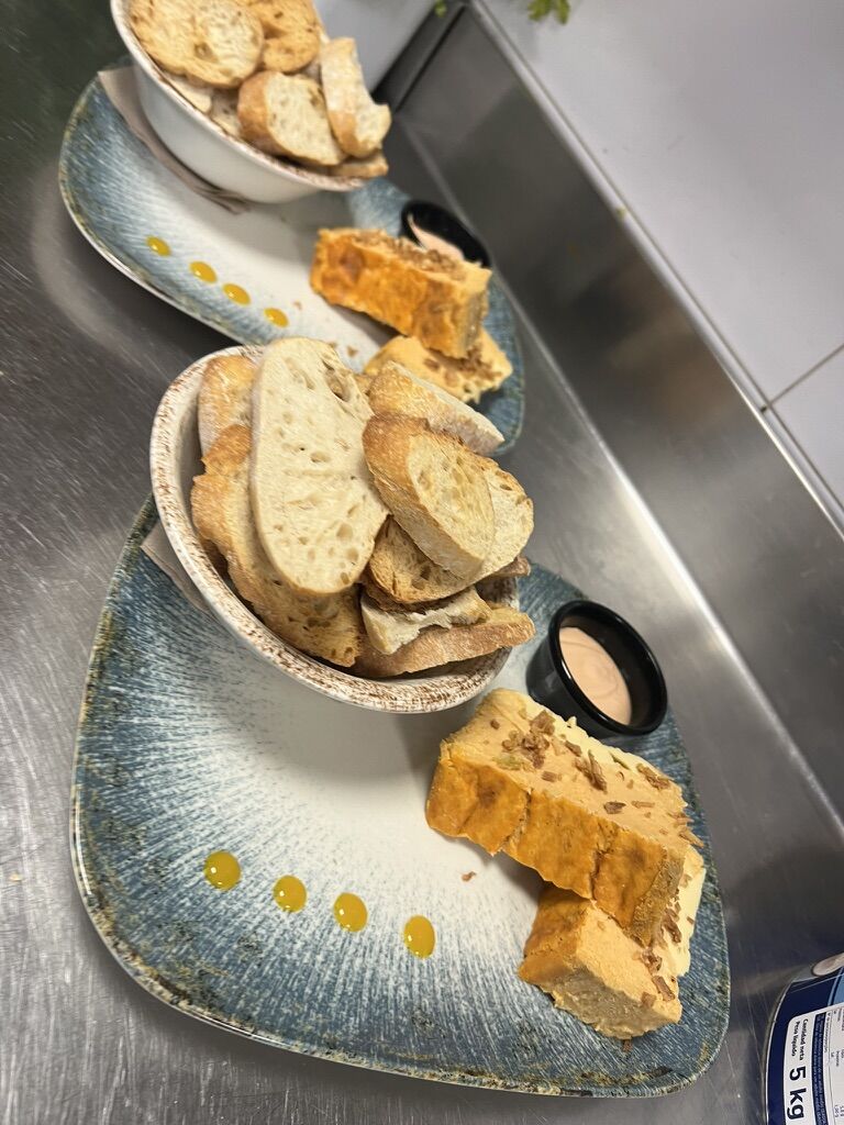 PASTEL DE PESCADO DE ROCA (CABRACHO)