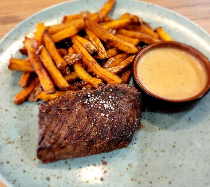 ONGLET DE BOEUF - FRITES MAISON