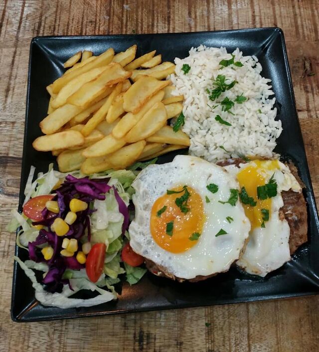 brasserie steak à cheval