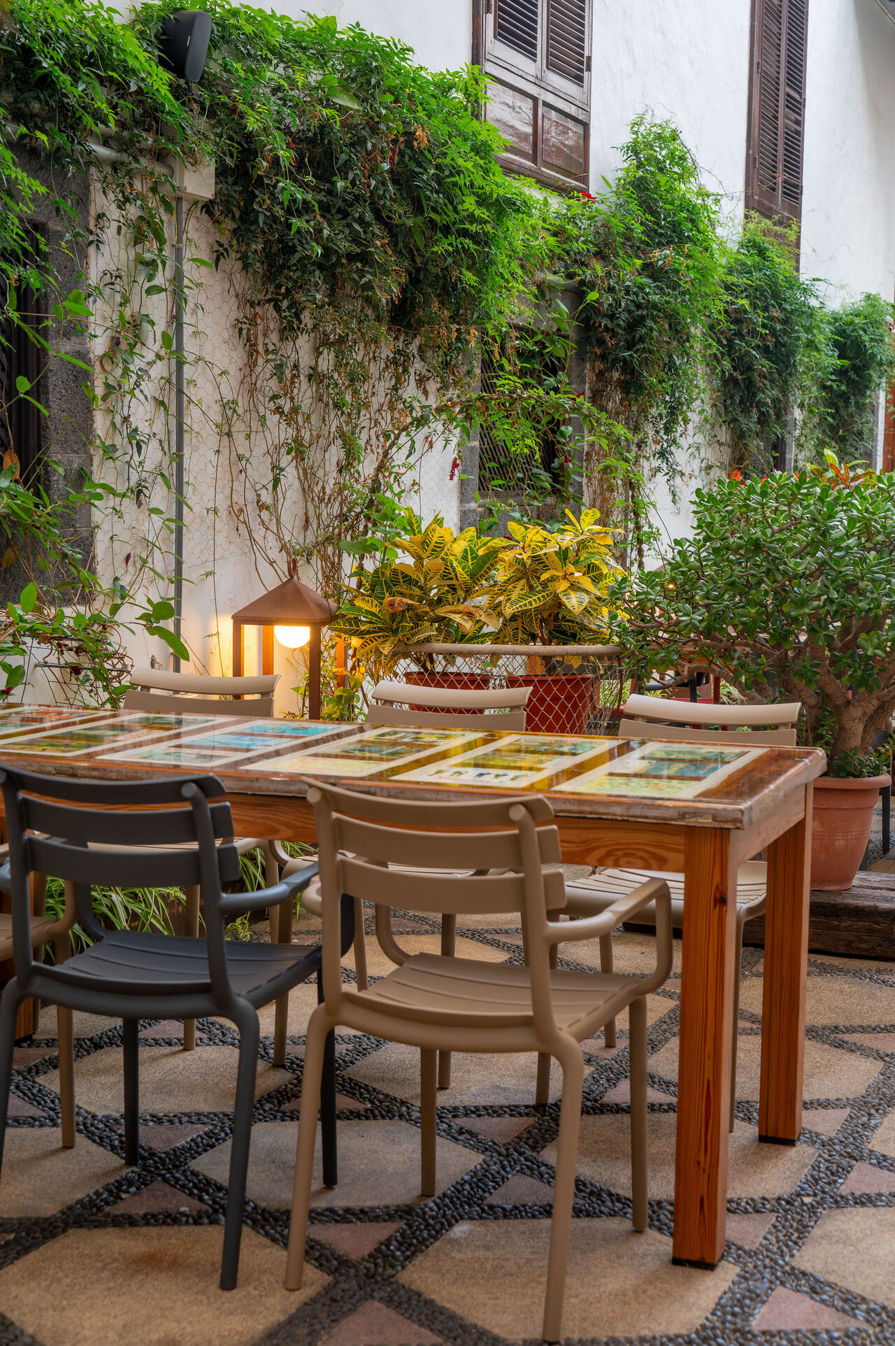 Nuestras mesas TZ 14