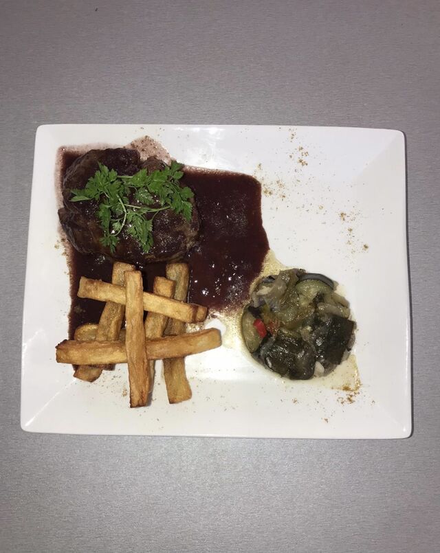 Filet de boeuf avec ses pommes pont-neuf