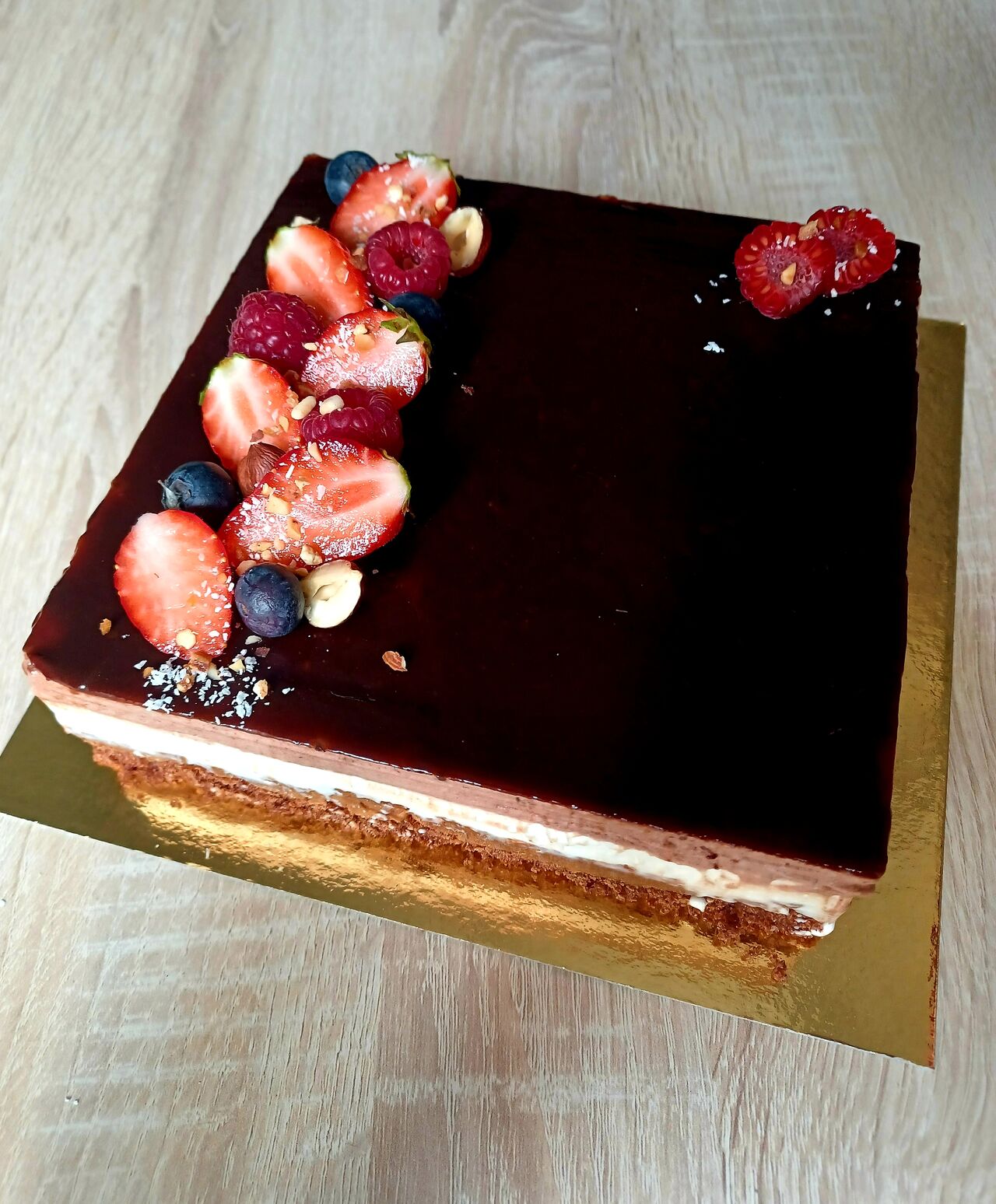 Entremet 3 chocolats croustillant praliné 