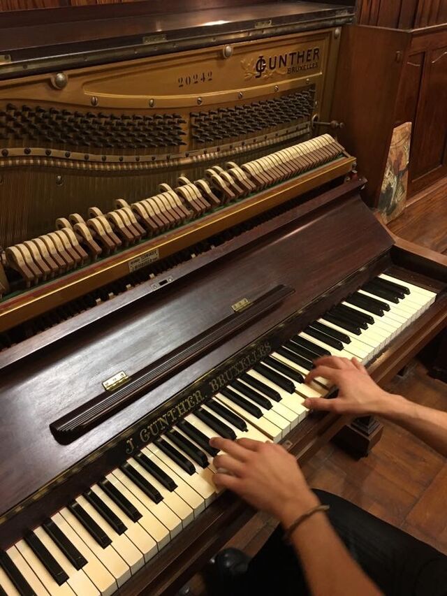 Piano à disposition 