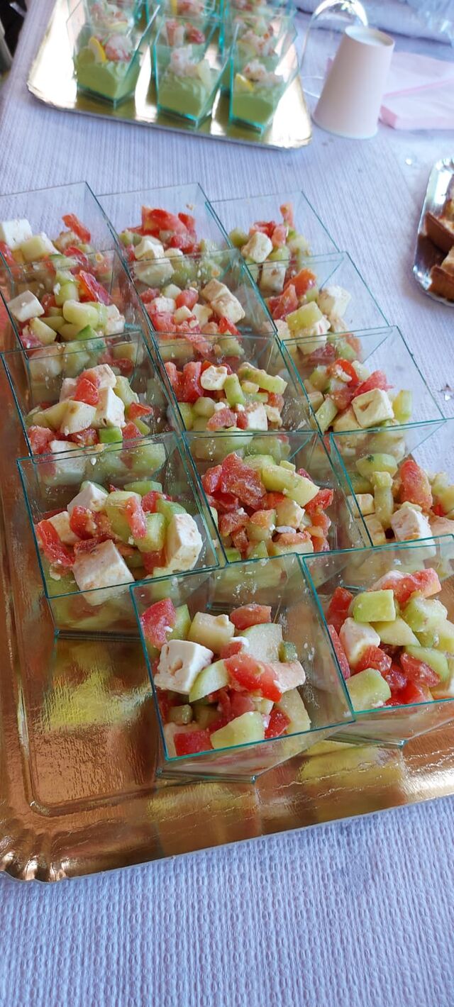 Verrine salade grecque - buffet dinatoire pour un baptême