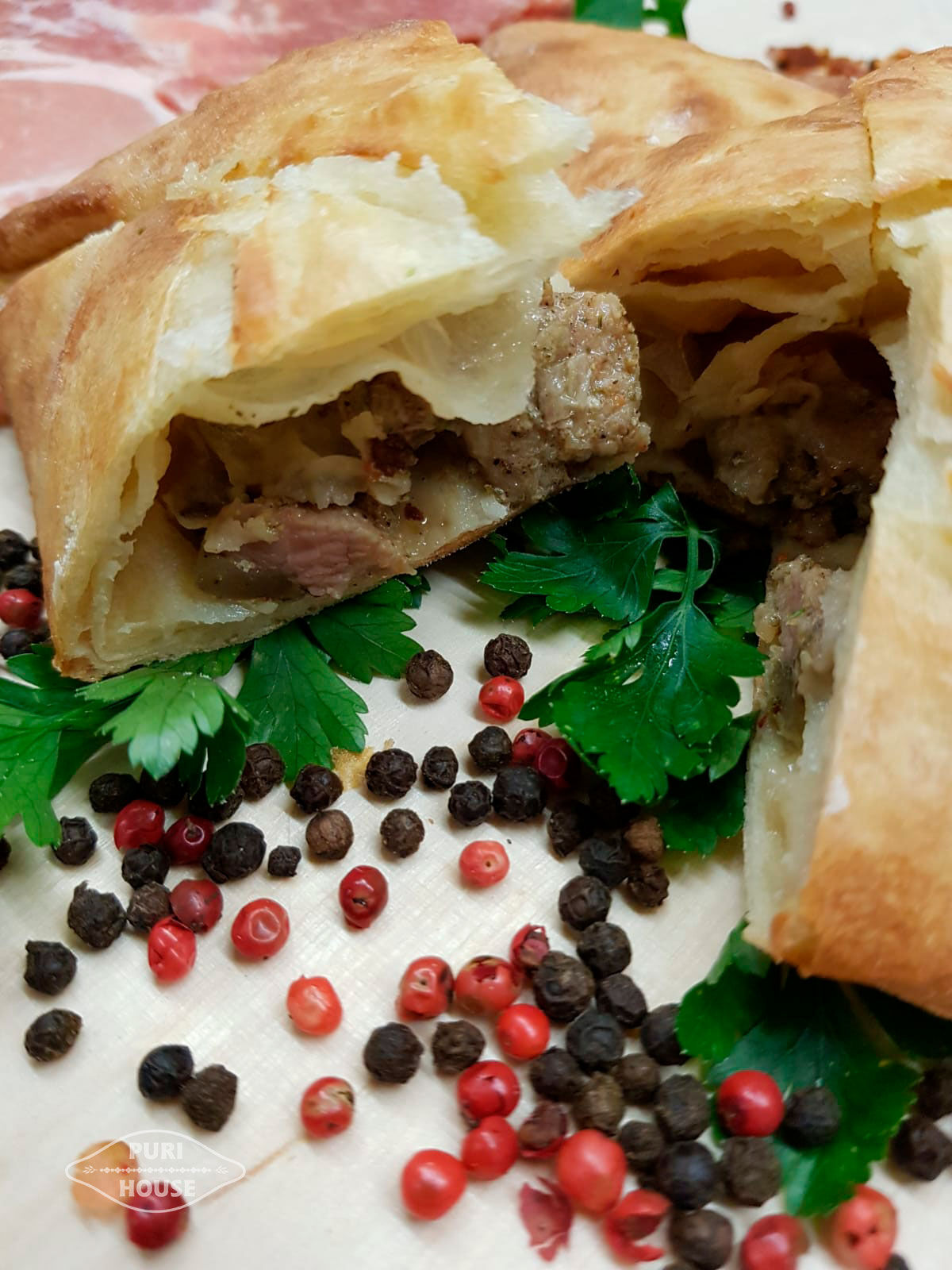 Chaczapuri wieprzowina po gruzińsku
Cena 14.00 zł