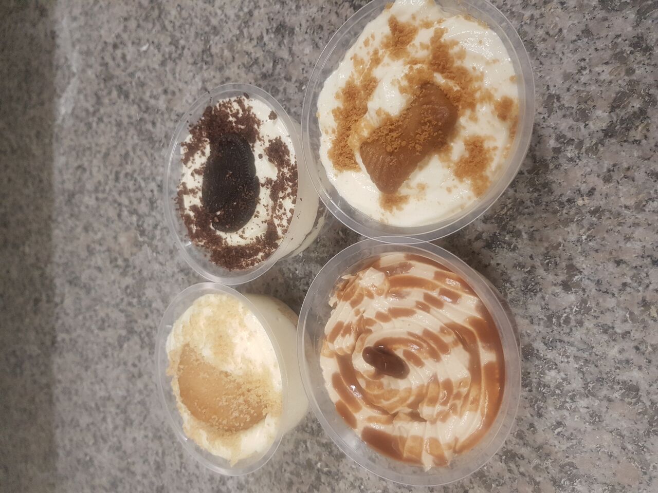 Tiramisu maison 3,00 euro 