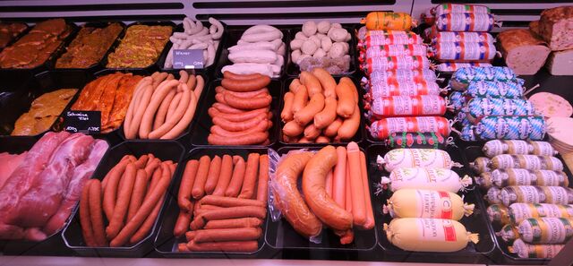 beste Fleisch- und Wurstwaren aus eigener Herstellung