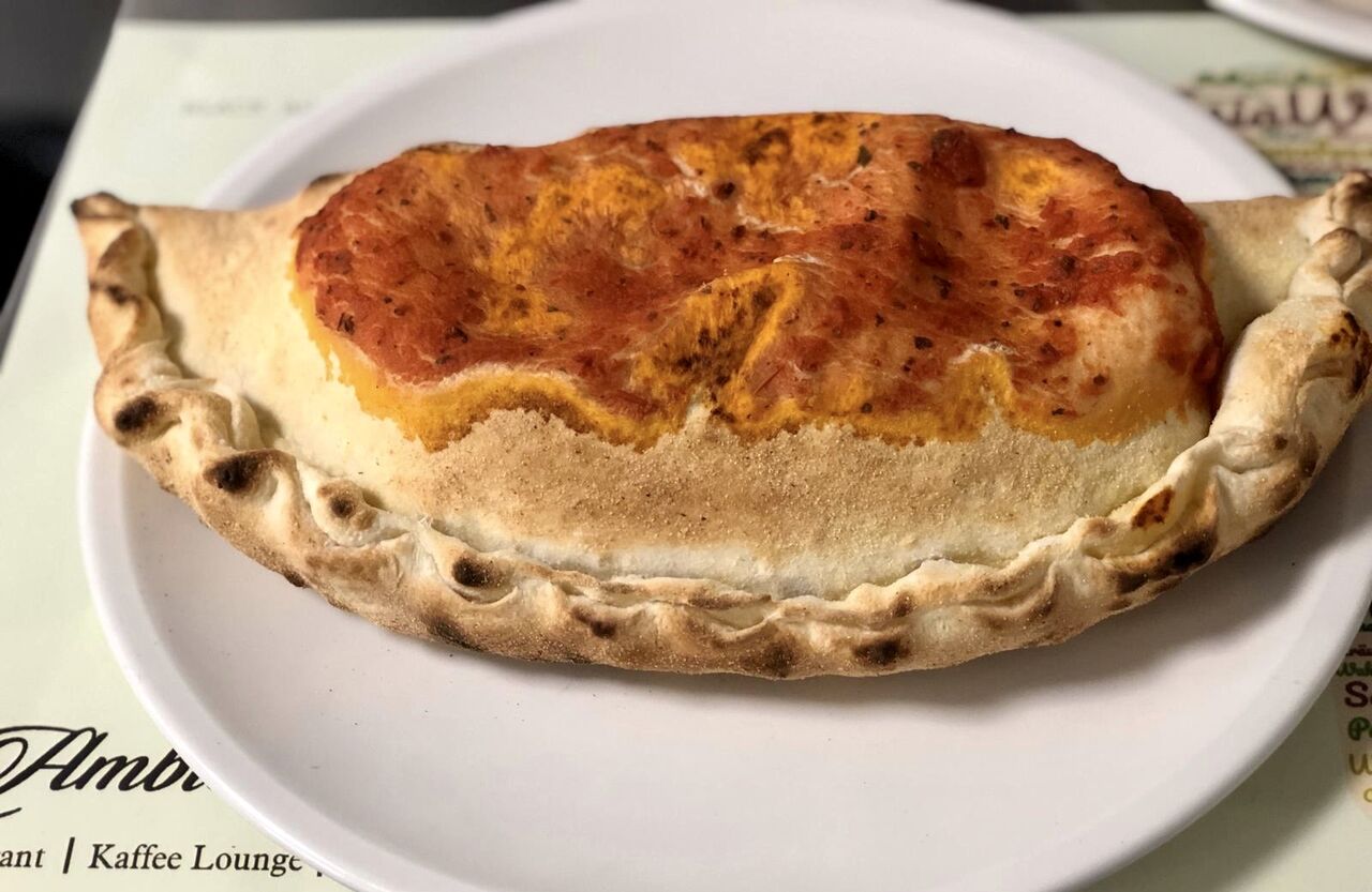 Pizza Calzone