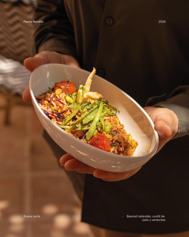 Basmati tailandés, confit de pato y verduritas