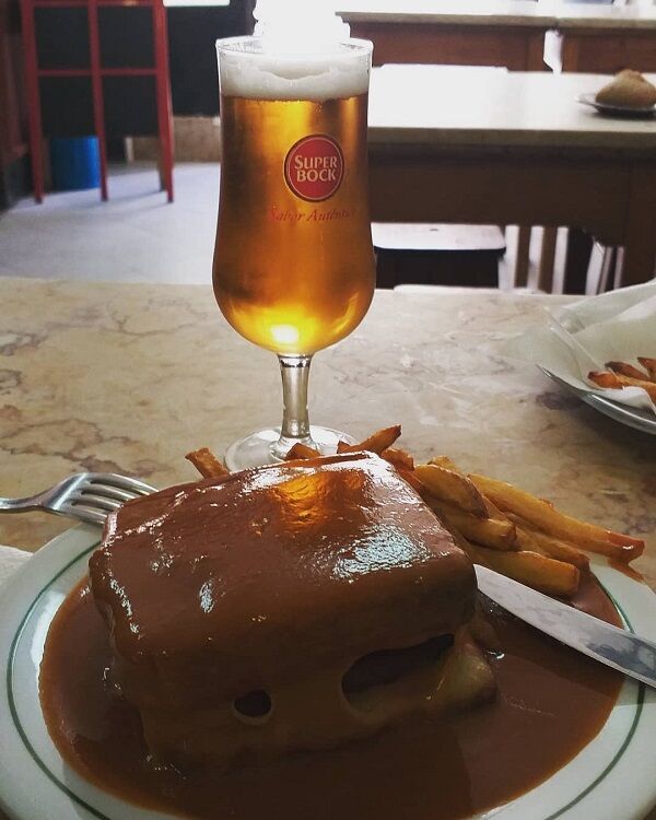 Deliciosamente Francesinha....