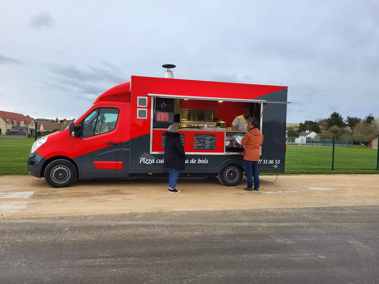 camion pizza stef o pizz a la Varene Ferro