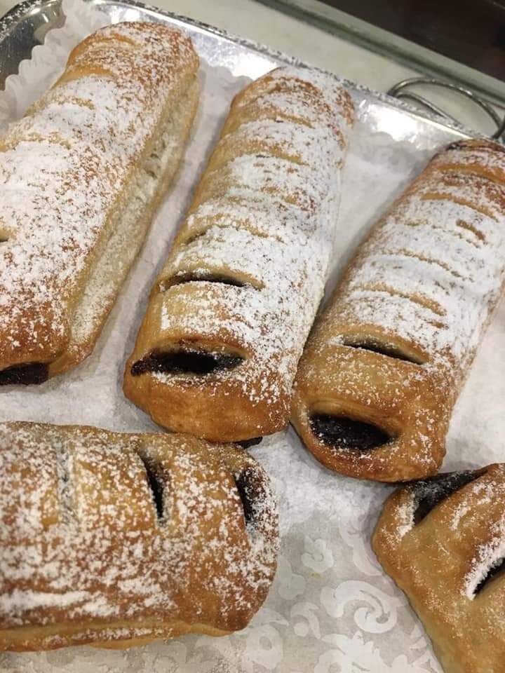 Cannoli al cioccolato