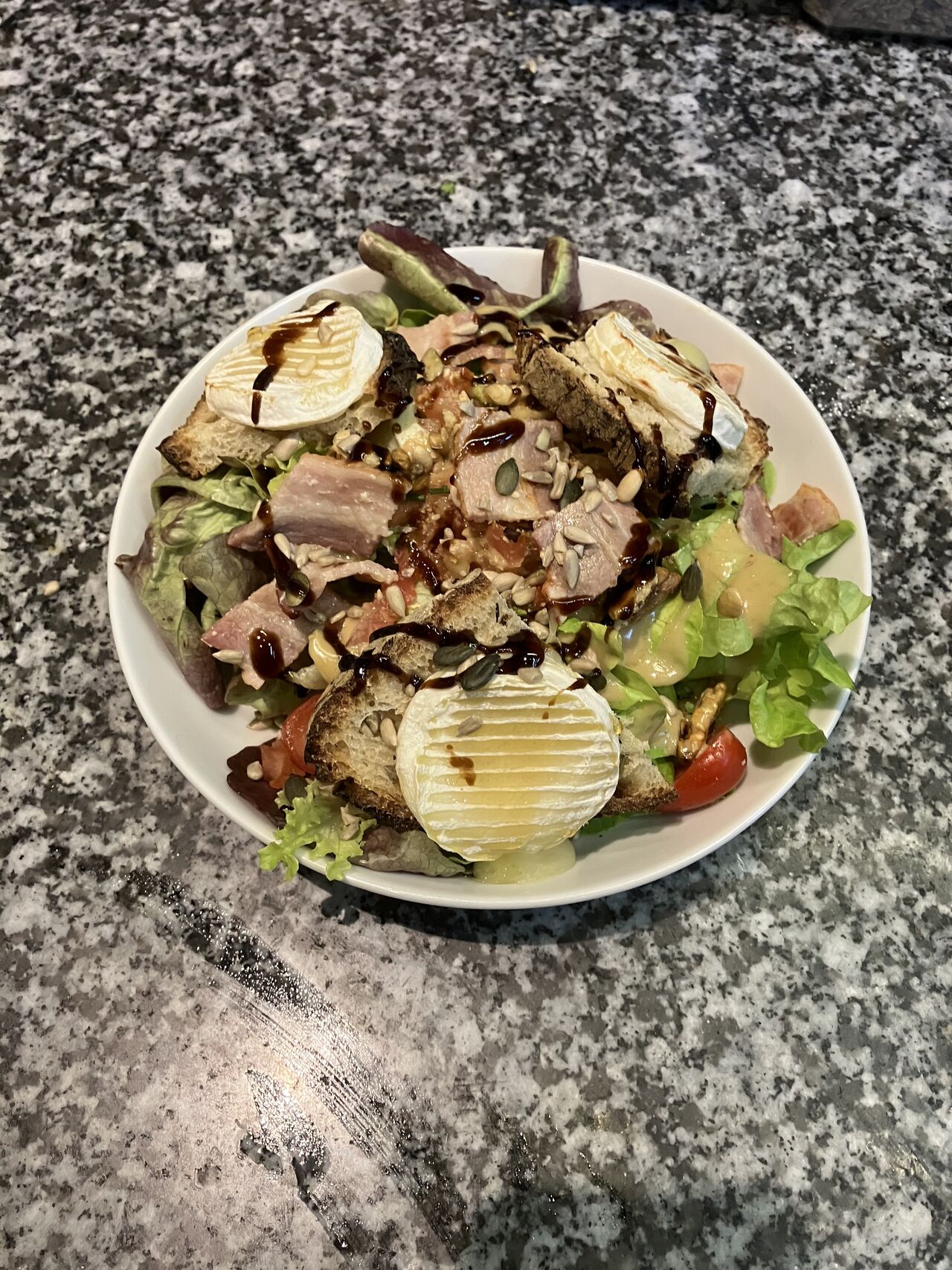 Salade de Chèvre chaud