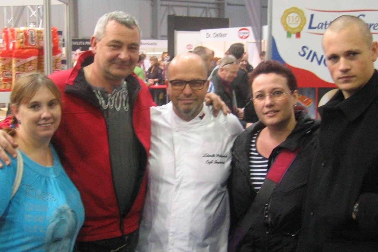 mrkněte se na náš facebook