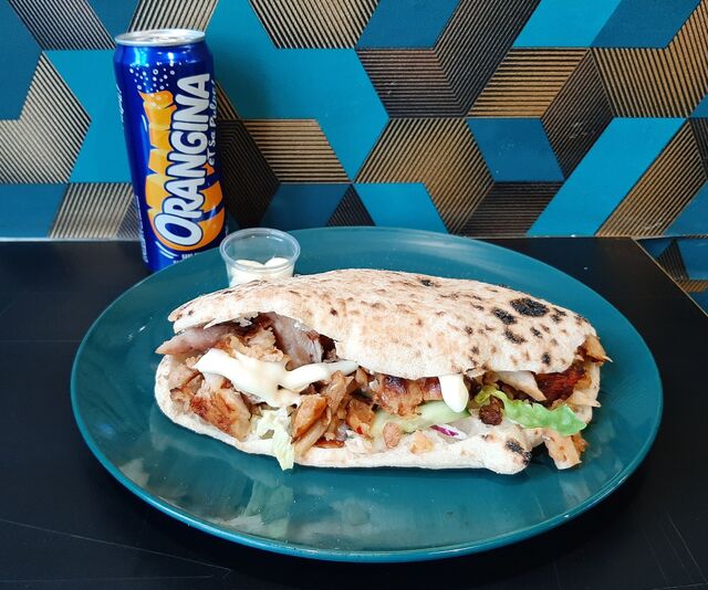 Panuozzo garni de kebab 