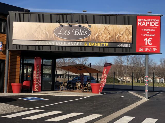 Notre établissement se situe 61 rue Jules Verne 63100 Clermont Ferrand
Ouvert de dimanche à vendredi 6h-20h