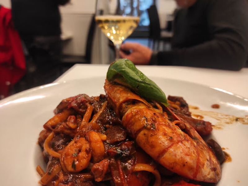 Linguine Gamberi e Polpi alla Luciana