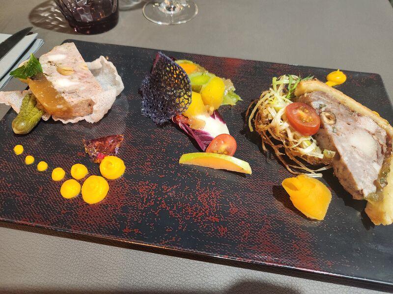 Pâté en croûte, terrines, campagnarde et légumes 