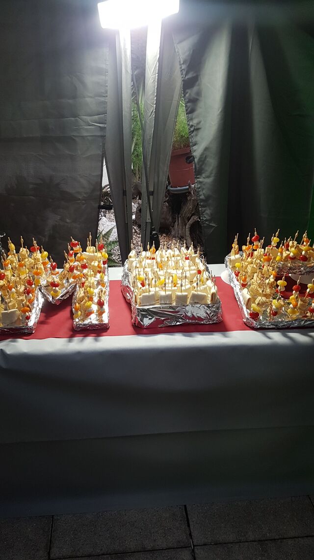 Brochettes tomates mozzarella Brochettes tortilla 