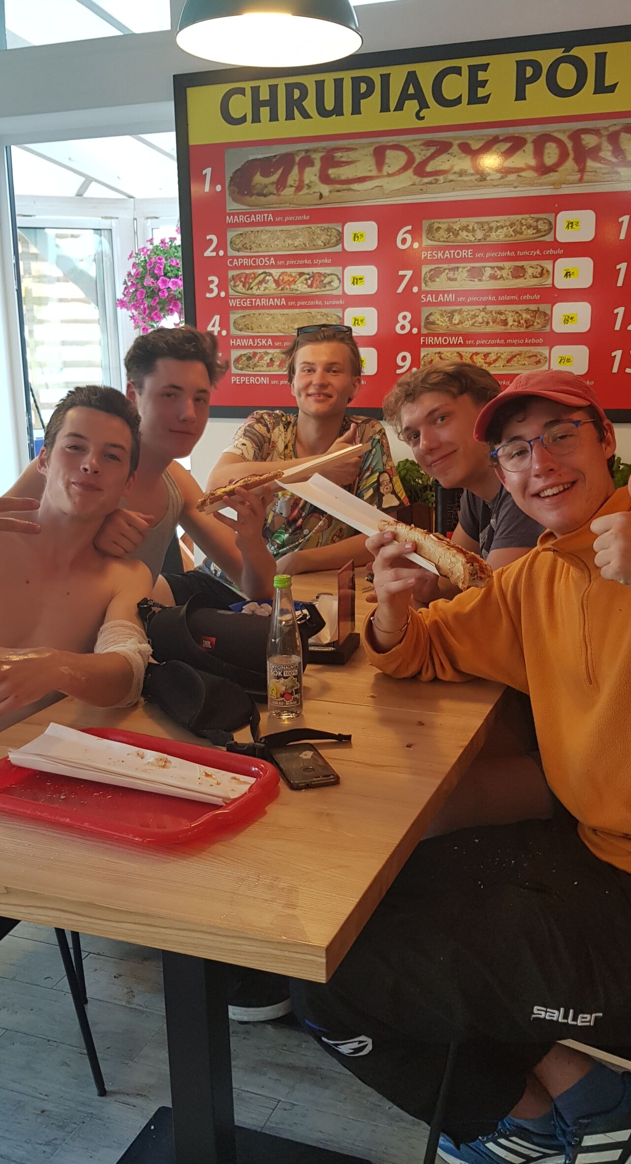 ZAPIEKANKI GREGORA...
GDZIE JAK NIE TU !!!
