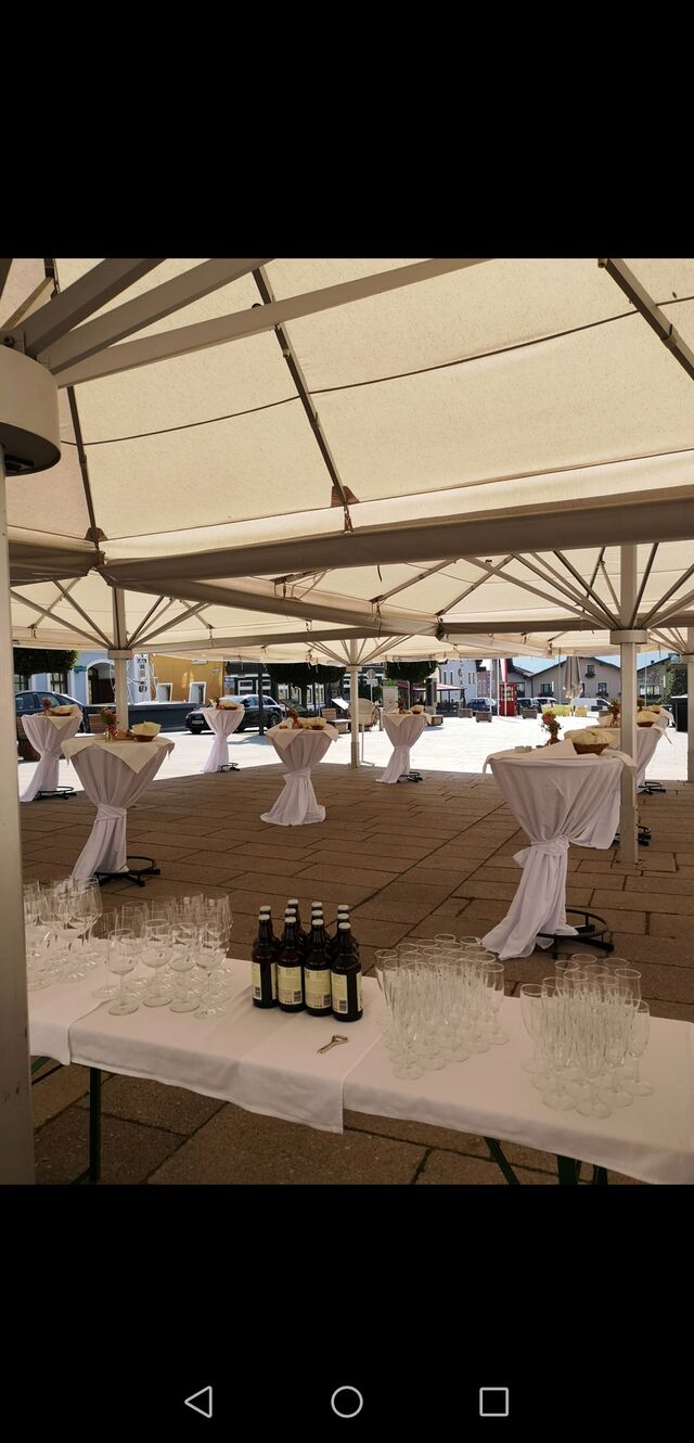 Hochzeitsempfang am Stadtplatz