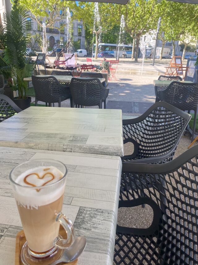 Latte Macchiato en Terrasse