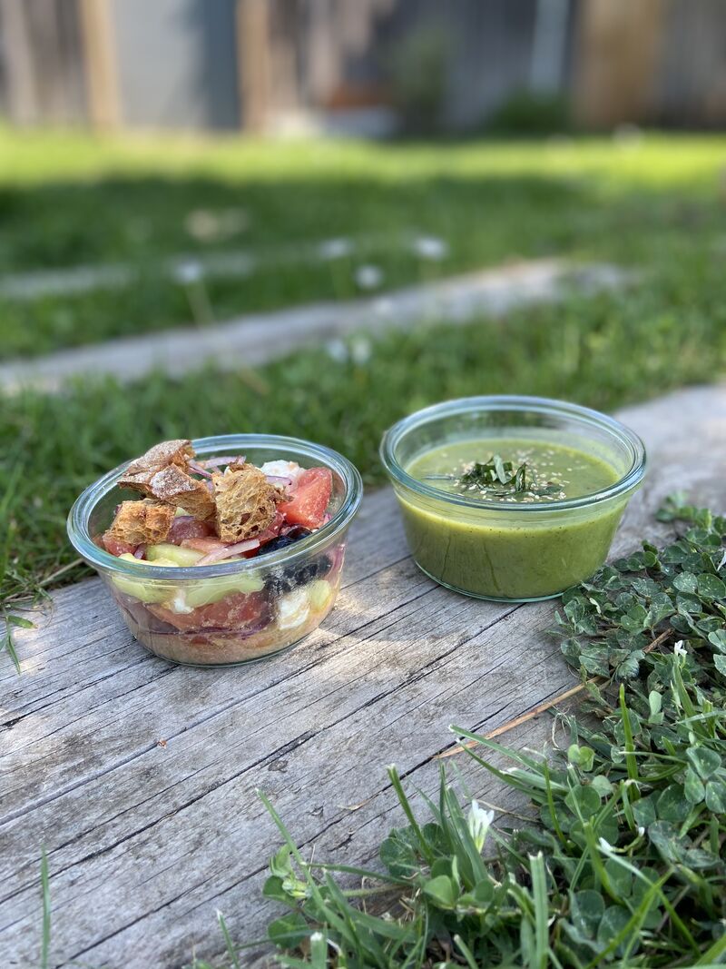 Salade grecque et velouté de courgette