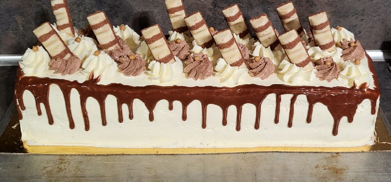 Laker cake Kinder Buenos chocolat blanc 