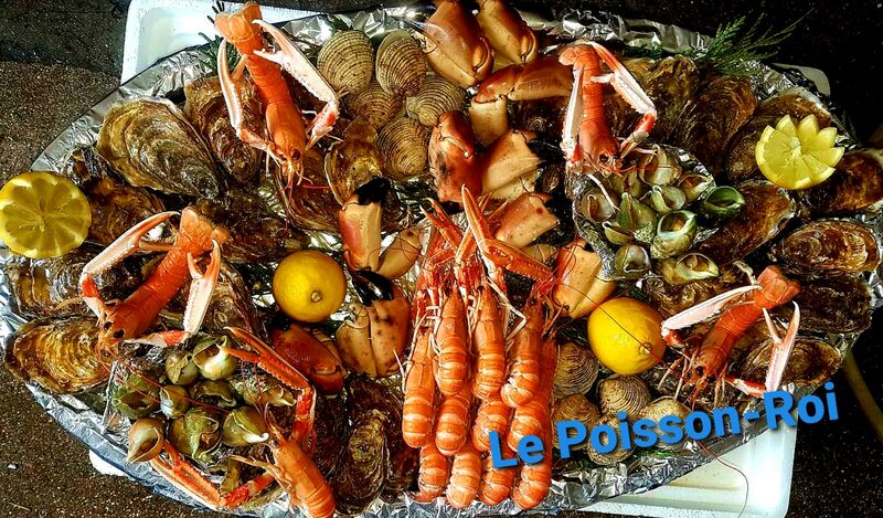 Plateau de Fruits de Mer disponible uniquement sur commande 48h avant et 7 jours en période de fêtes.
Livraison possible.