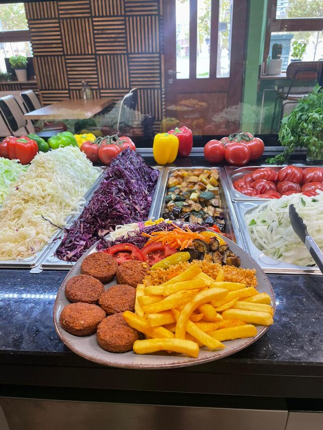 Falafal Pommes-Salat