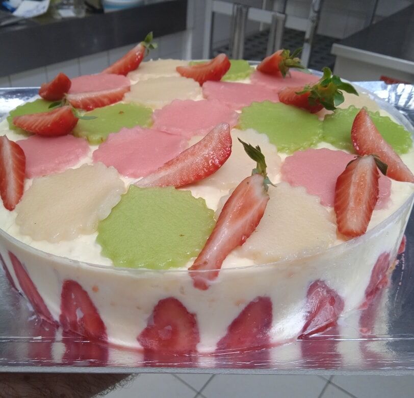 FRAISIER SUR COMMANDE