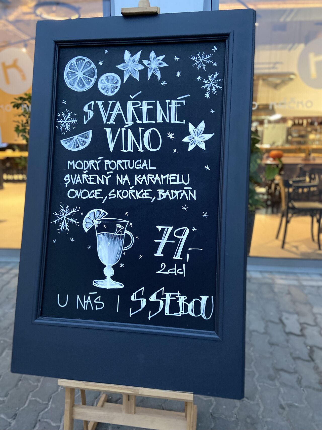 Svařené víno z modrého portugalu po celou zimu