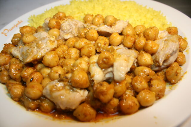 Chicken Chana Masala - Hähnchen und Kichererbsen würziger Masala-Sauce