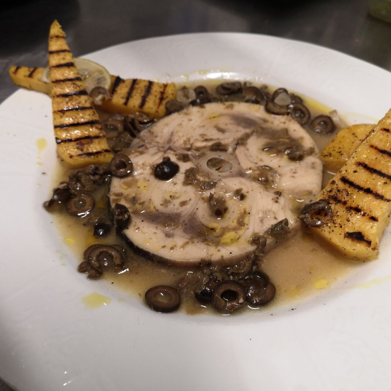 Pesce spada in vino bianco 