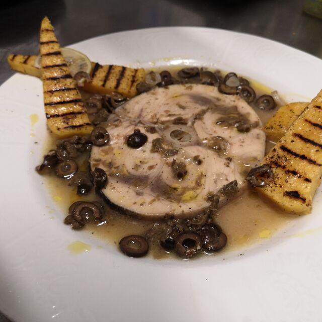 Pesce spada in vino bianco 