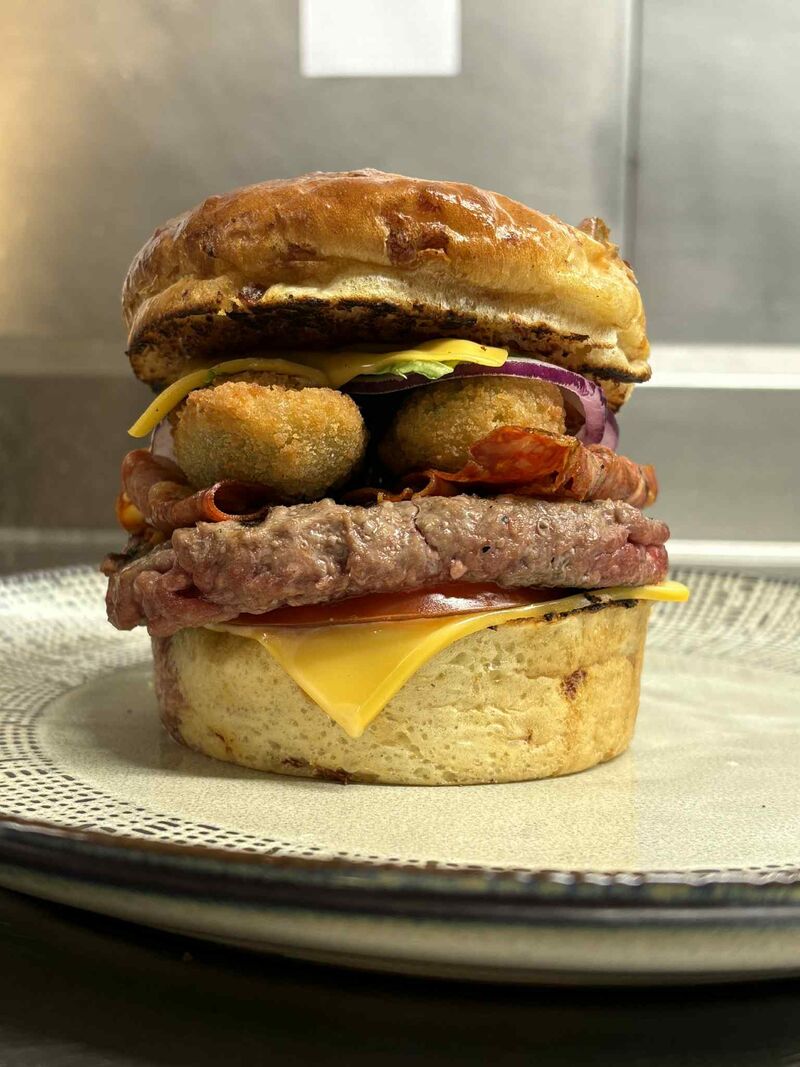 burger Le Titan