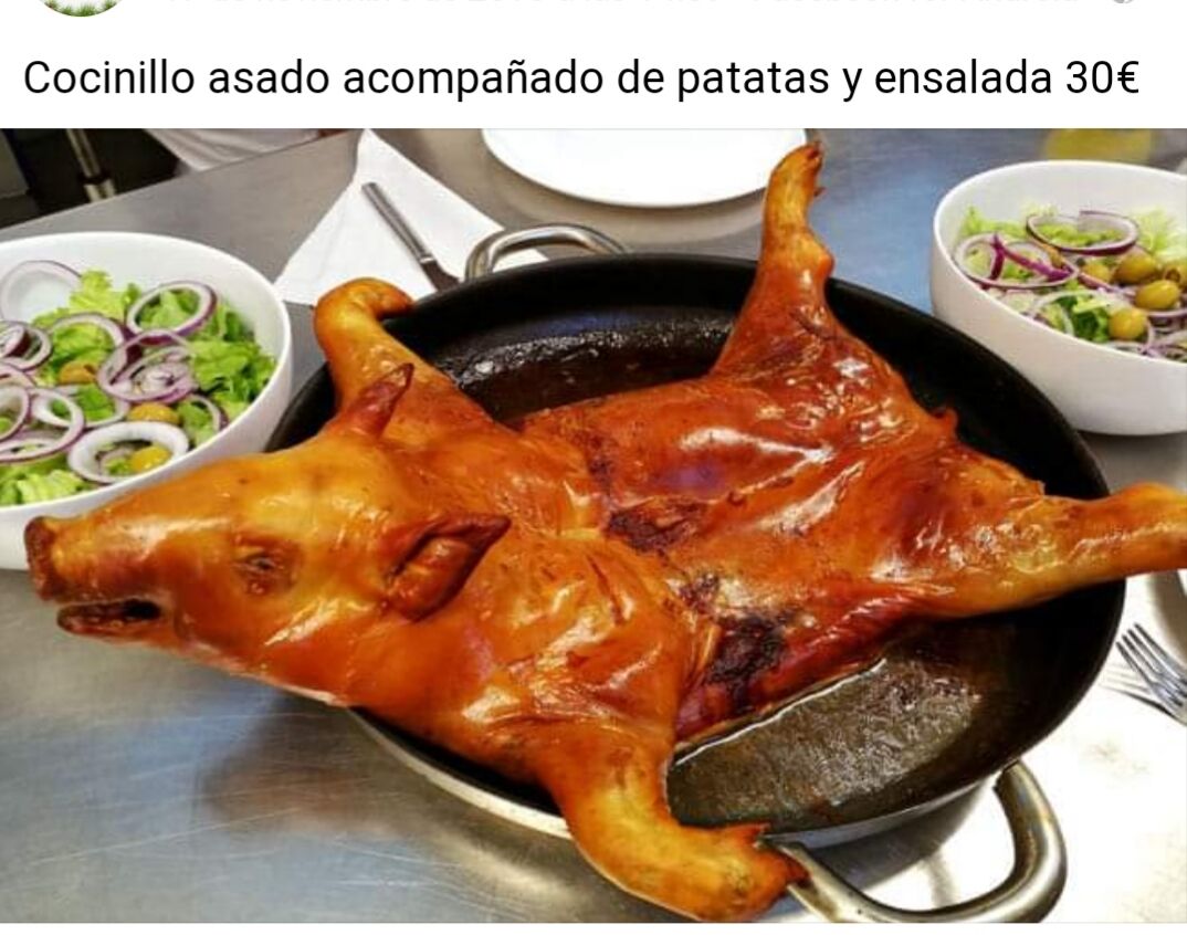 Cochinillo con patatas y ensalada 